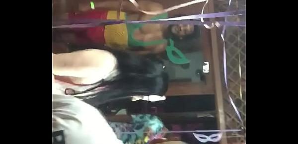  Encontrei o meu avô com a amante no carnaval porno